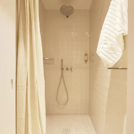 All The Best - Bairro Alto 1 * 리스본